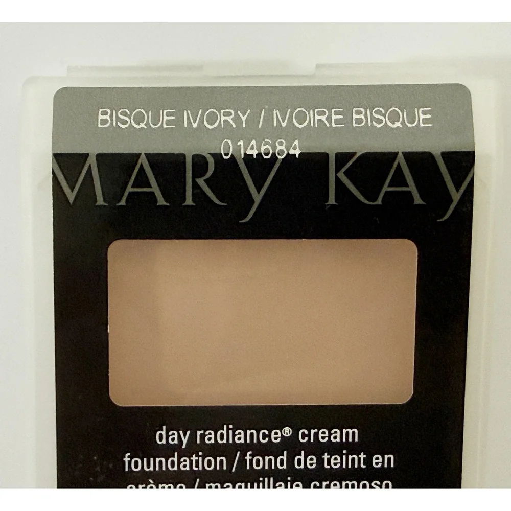 Mary Kay Cream Foundation Womens 0.35oz Bisque Ivory Day Radiance 014684